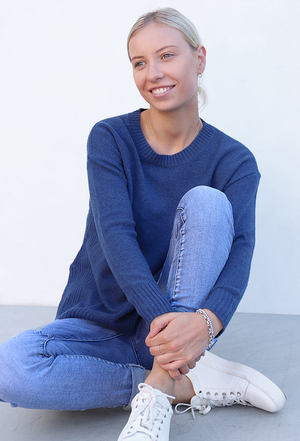 Split Detail Pullover