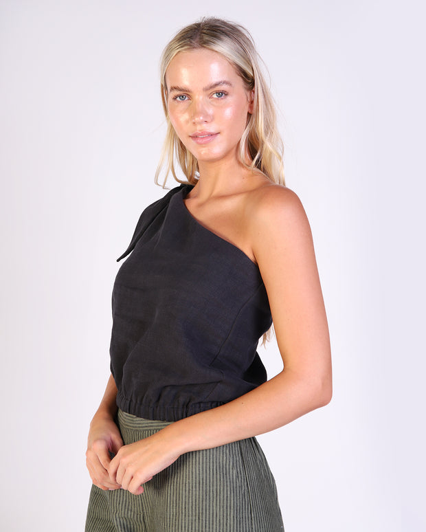 Harri Tie Top