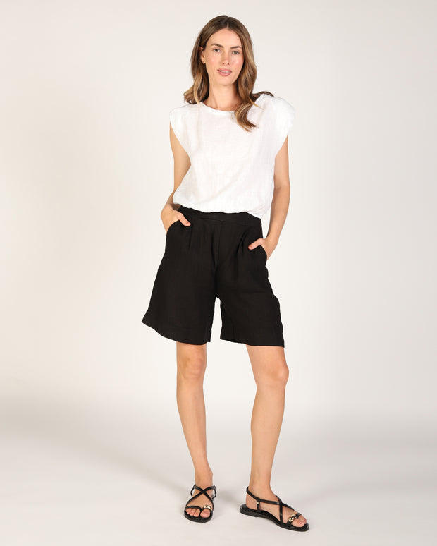Isla Short