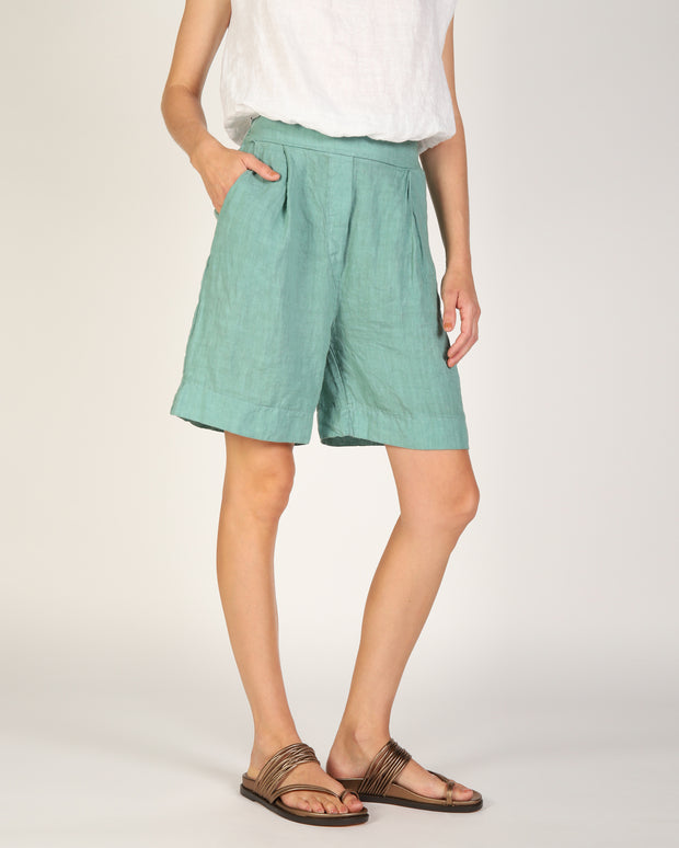 Isla Short