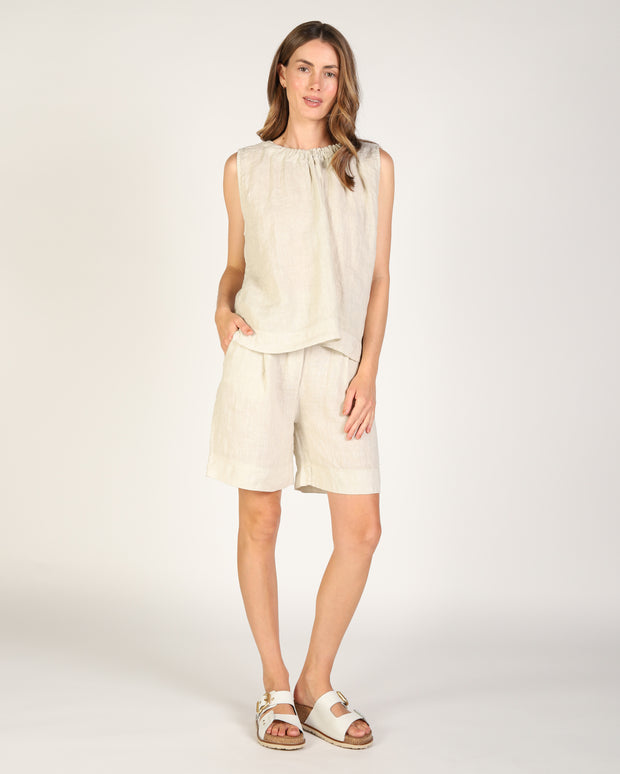 Isla Short