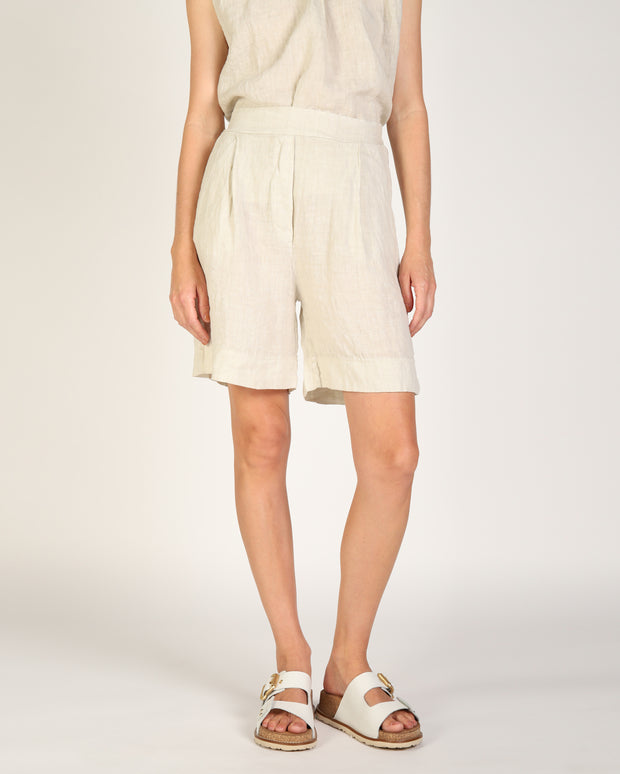 Isla Short