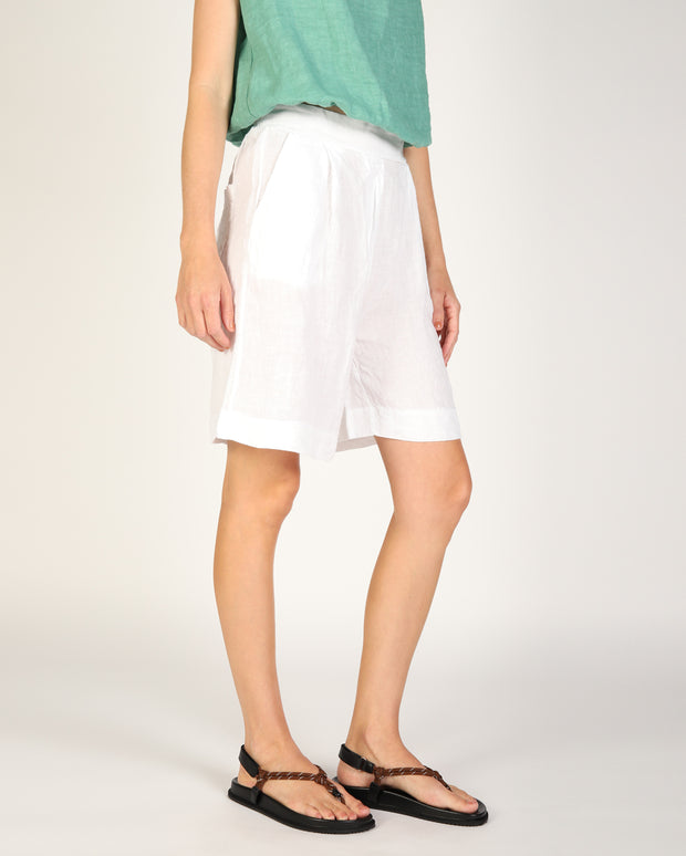 Isla Short