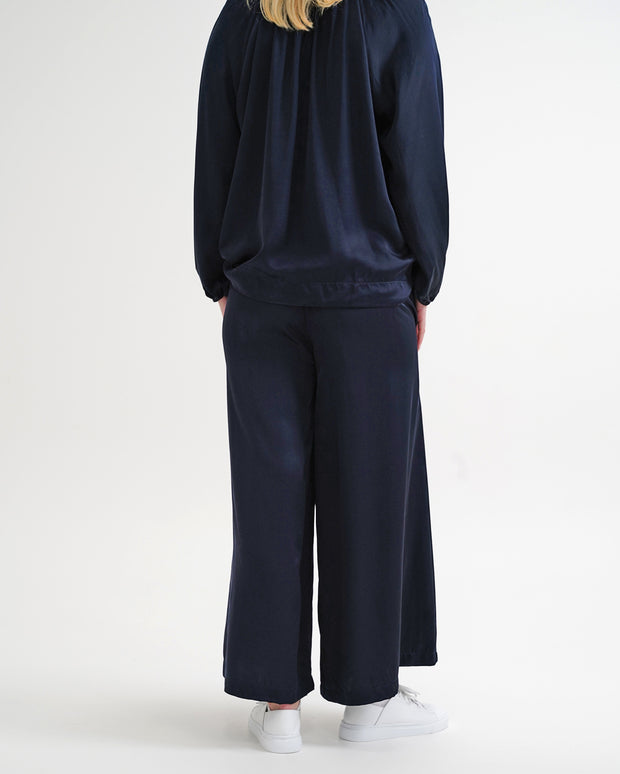 Annie Pant