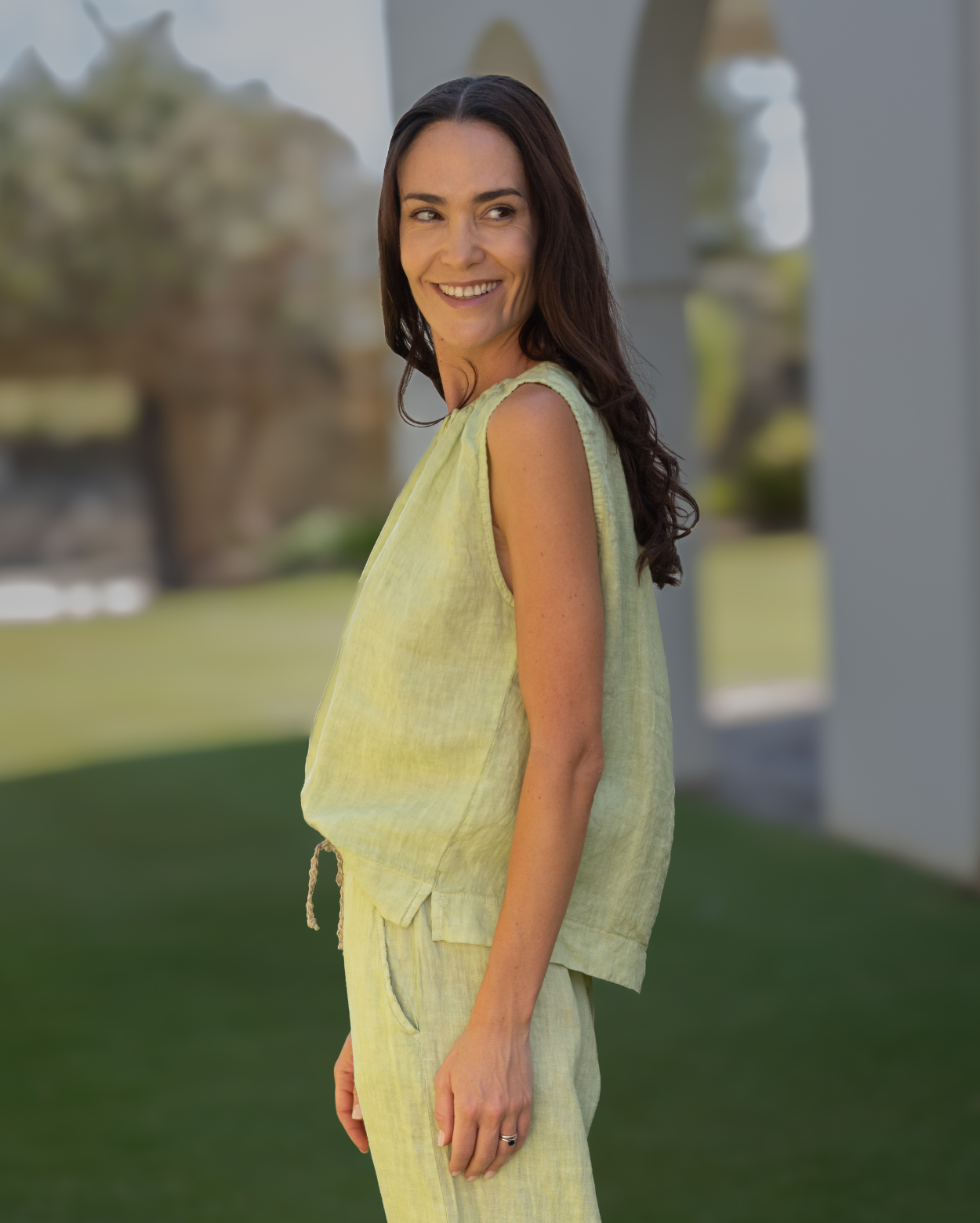 Xina Linen Top  - Kale