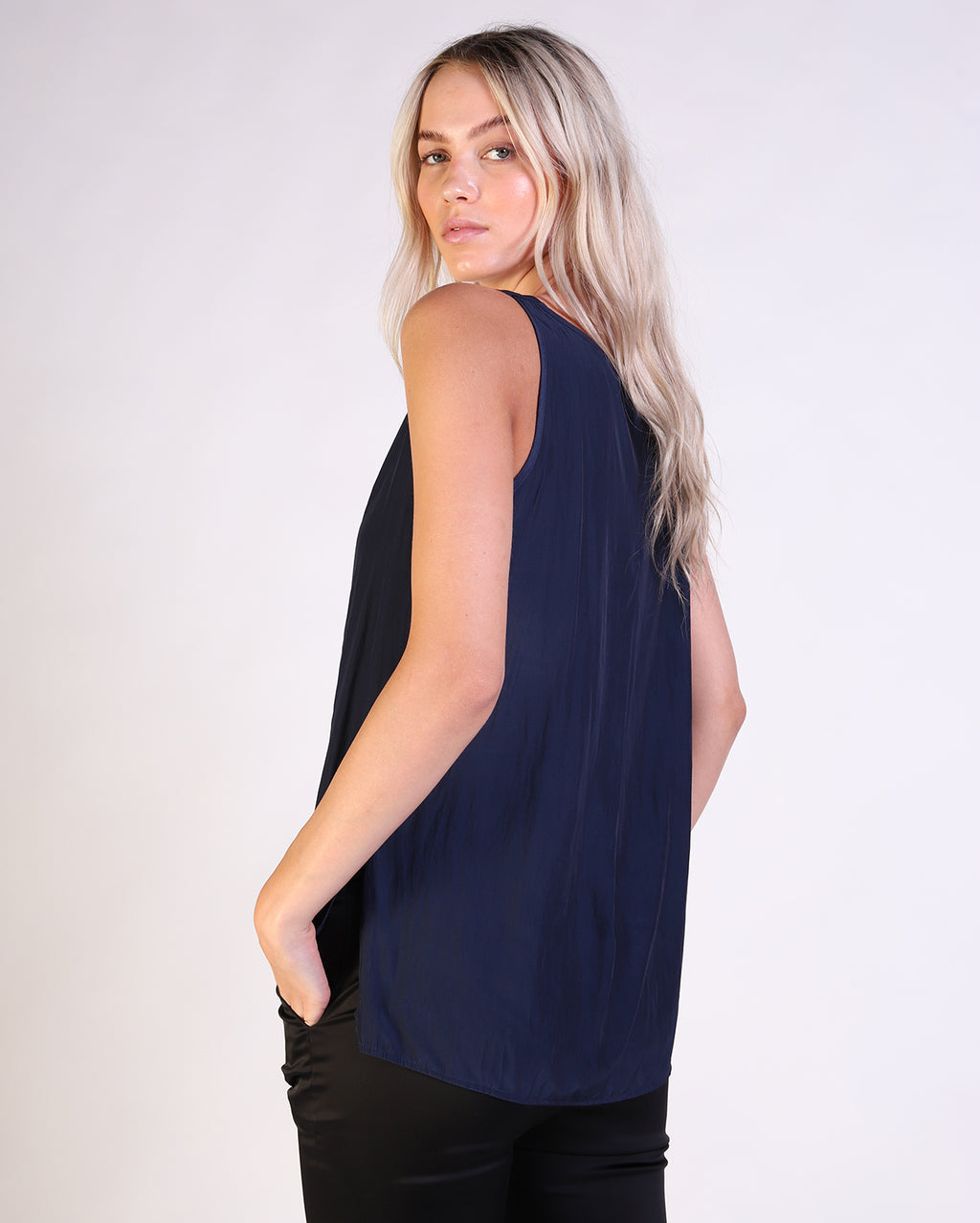 1389sp-225_kendalltank_picnic_nav_2_1764638615