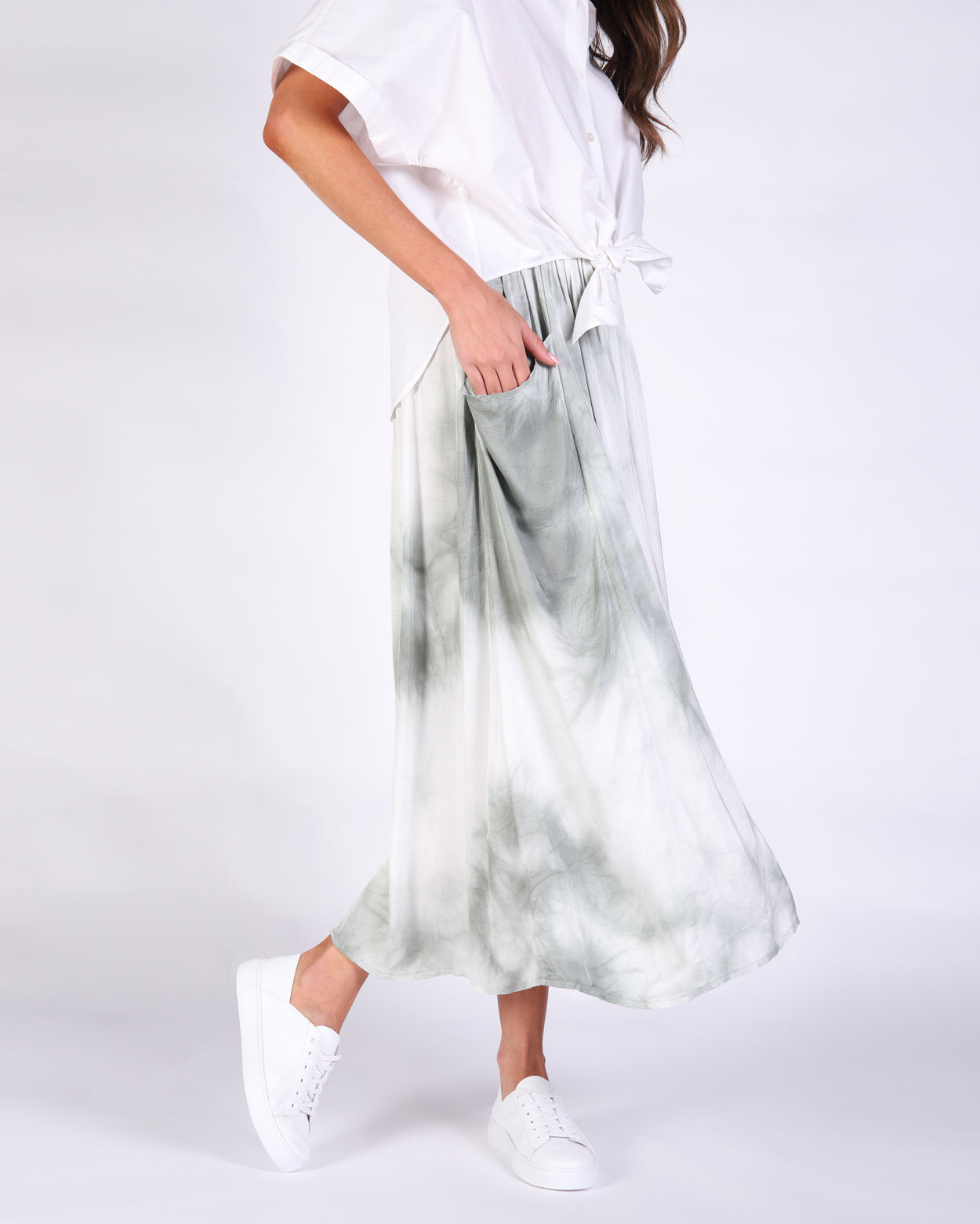 22754_larissaskirt_picnic_sage_3_1764638751