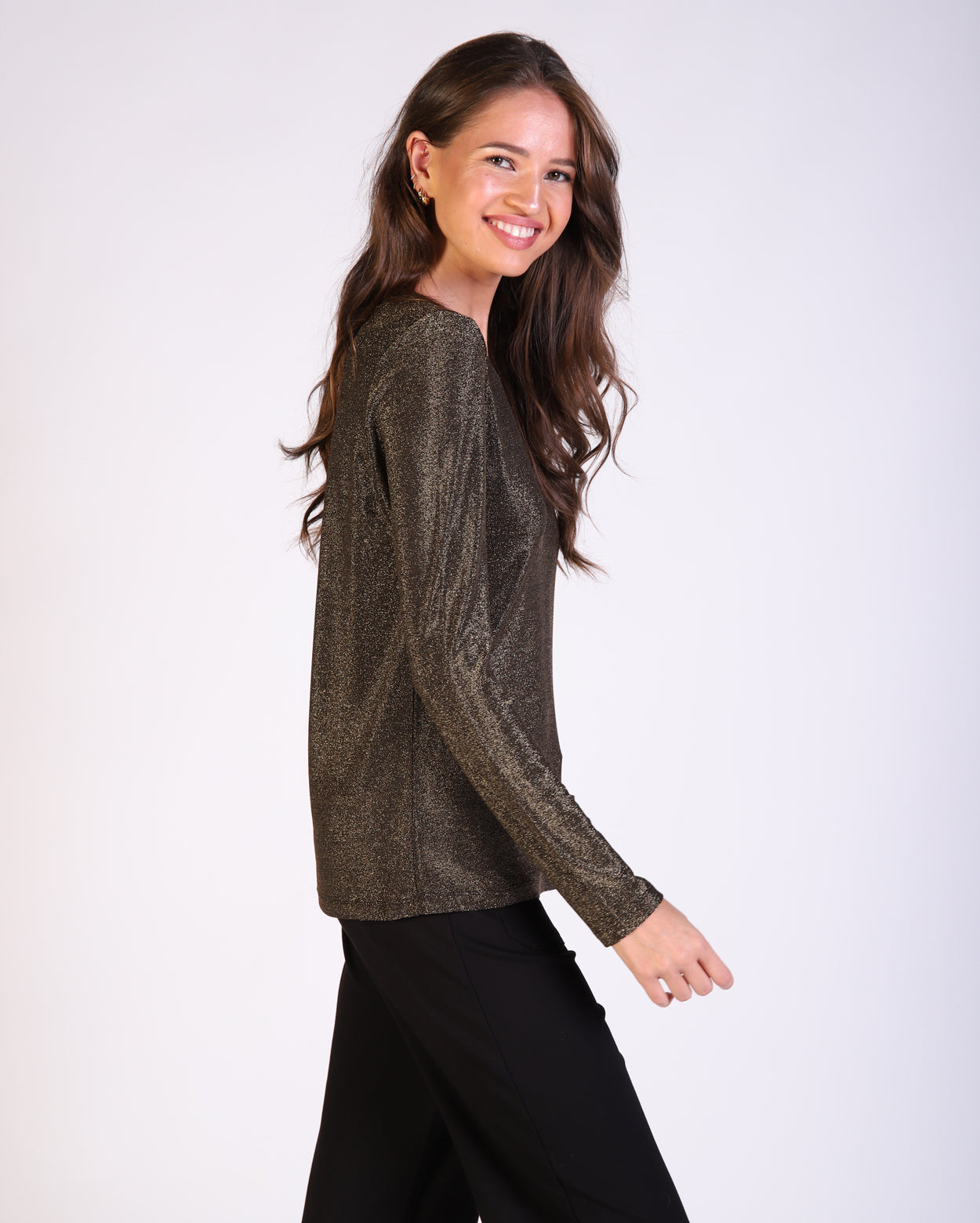 58612014_gabbylongsleevetee_picnic_bgo_3_1764644305