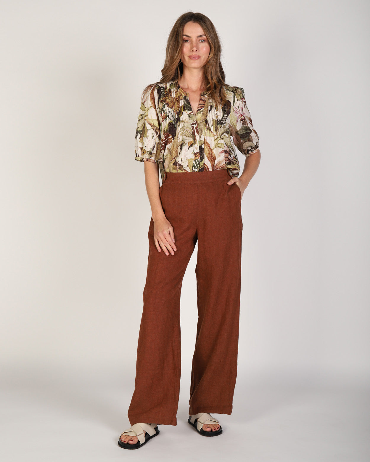 596j7072_allypant_picnic_tob_1_1764639651