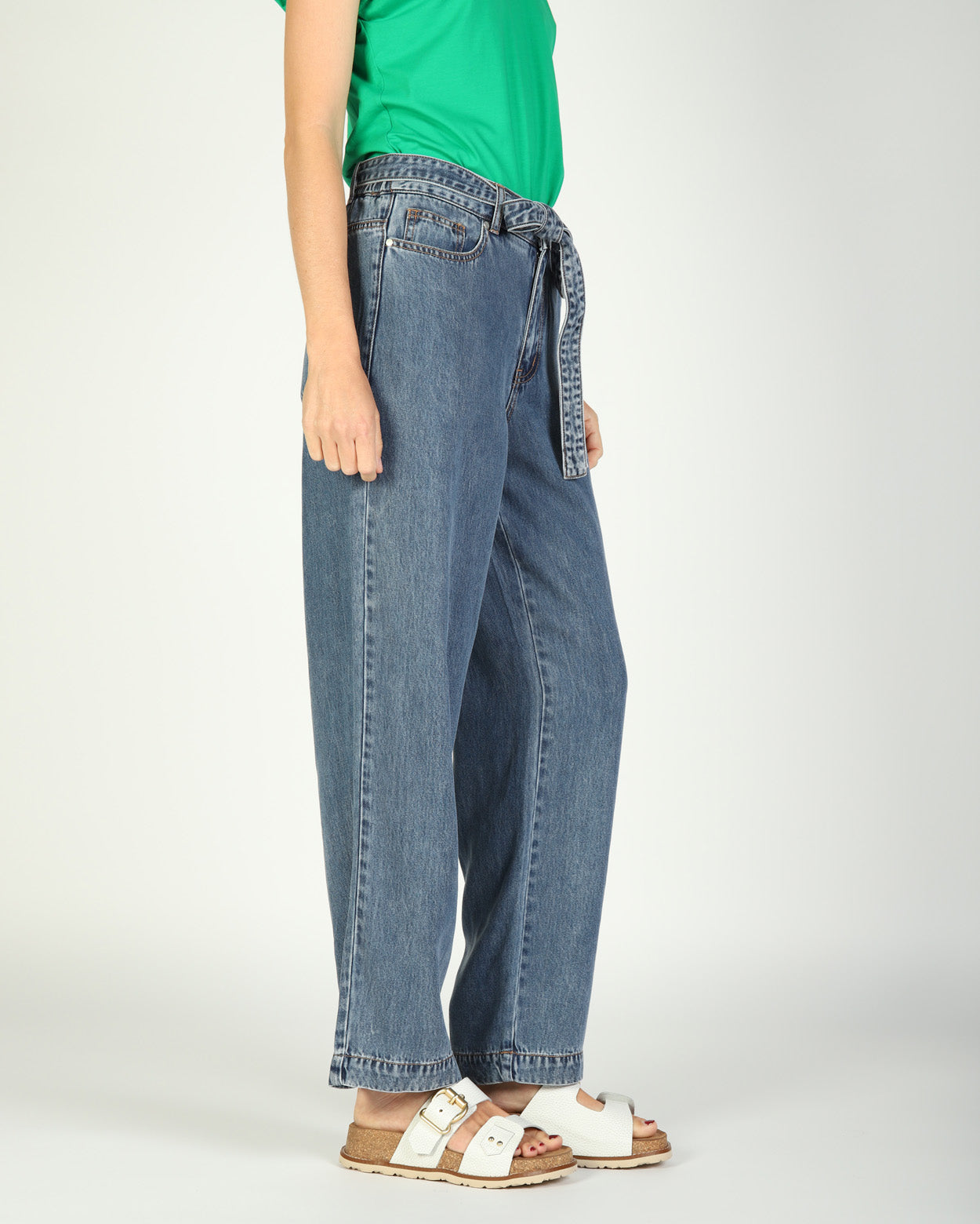 596j7164_meldenimjean_picnic_den_2_1764638946