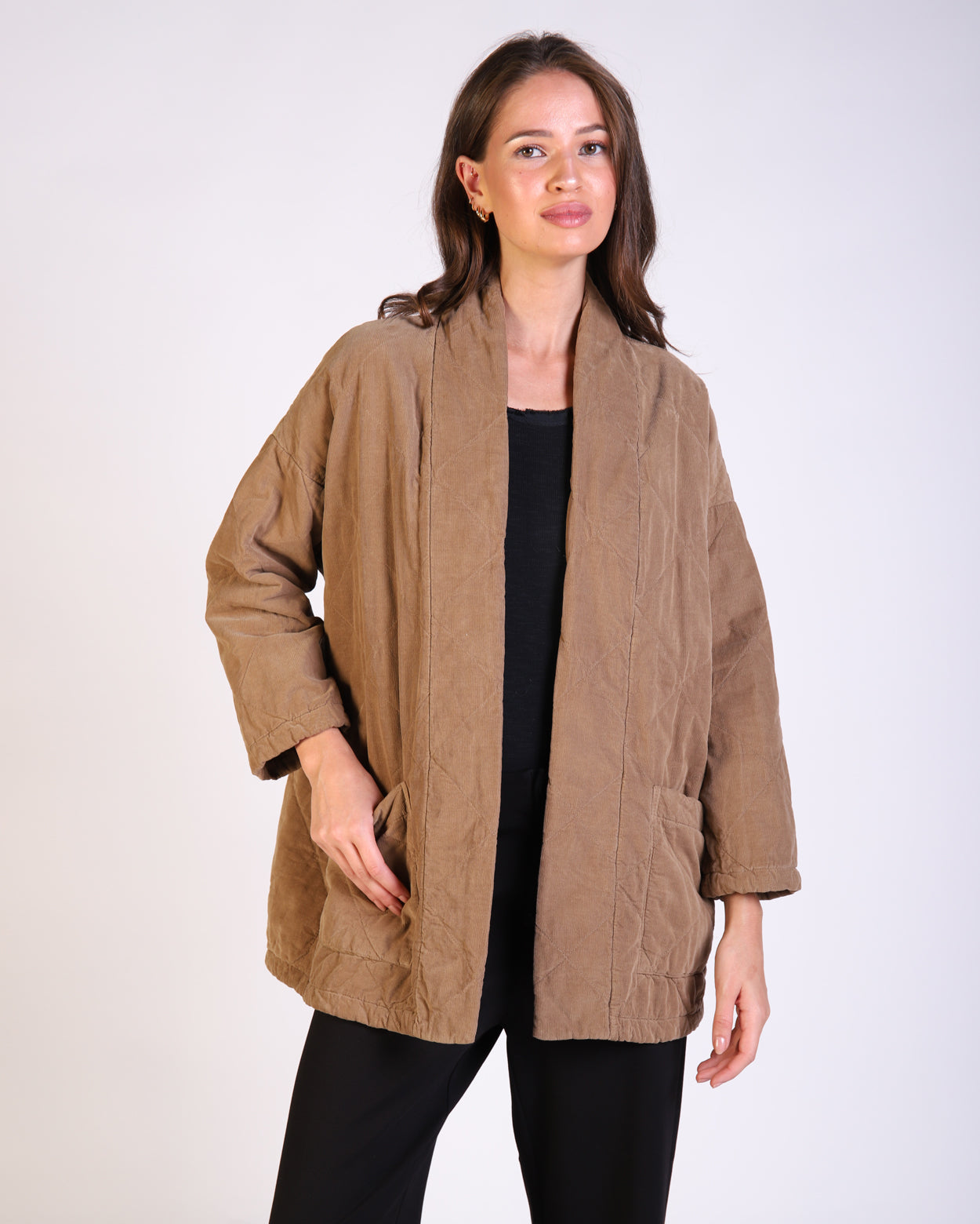 60360_chloejacket_picnic_cam_2_1764647239