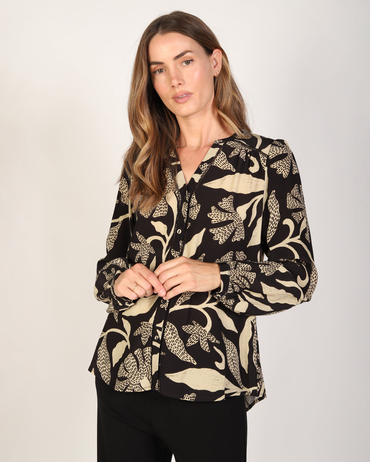 Blossom Top  - Black/White