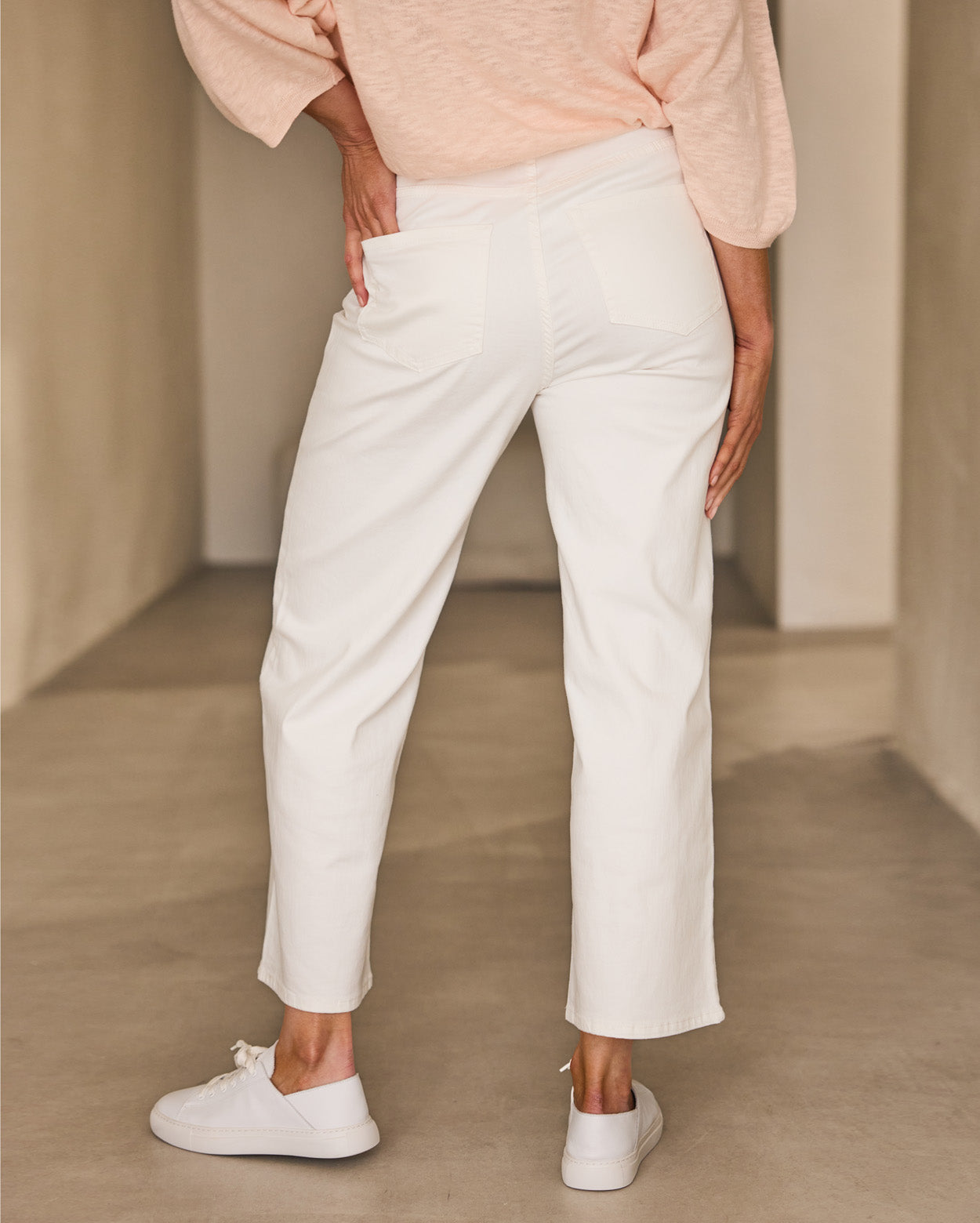 Sammy Jean - Ivory