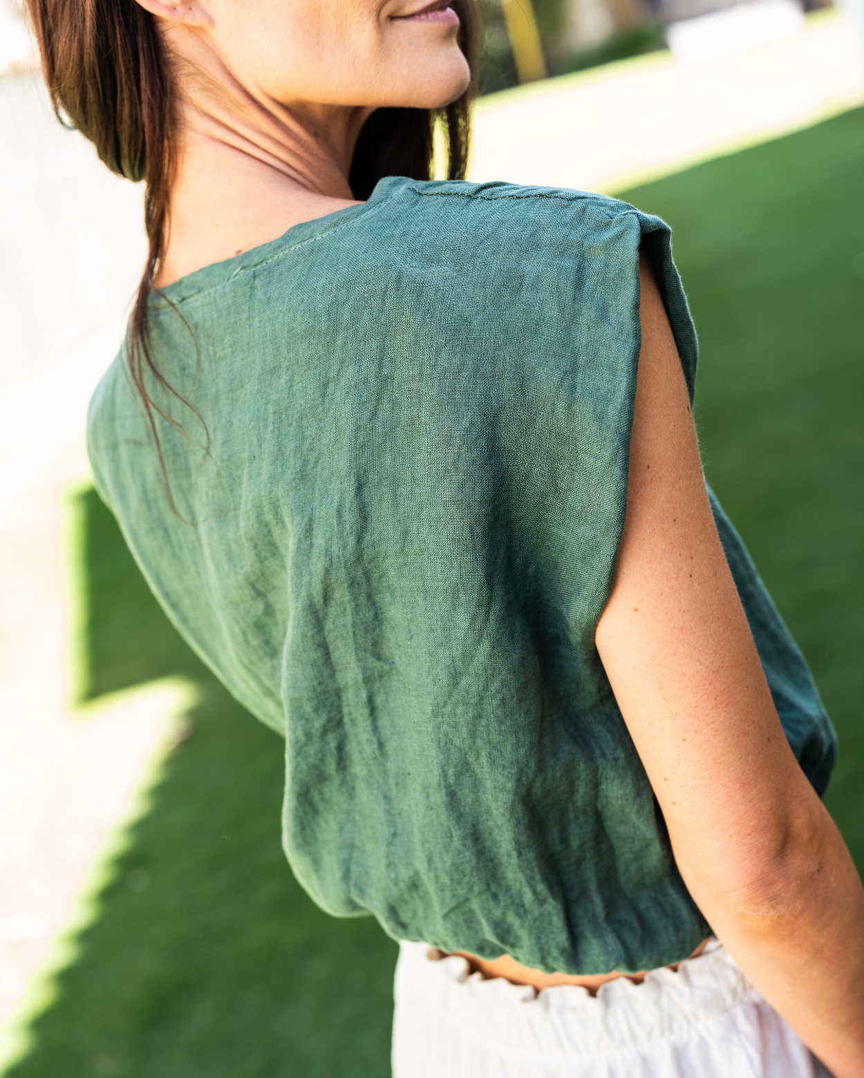 Sabine Linen Top - Kale