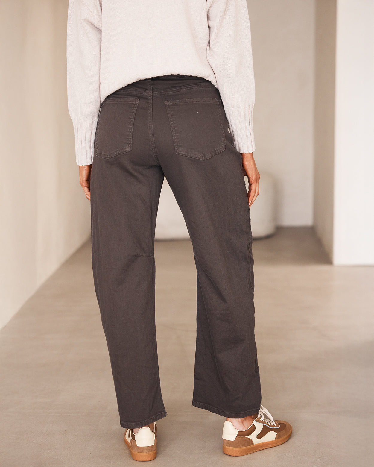 Samara Pant  - Chocolate