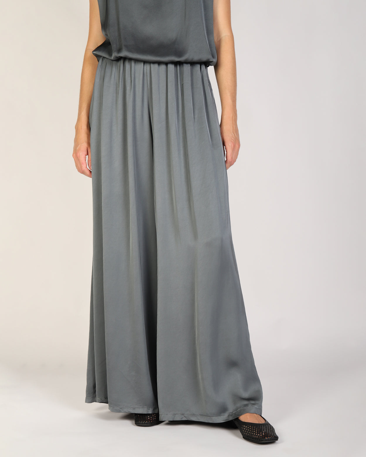 Elise Pant  - Charcoal