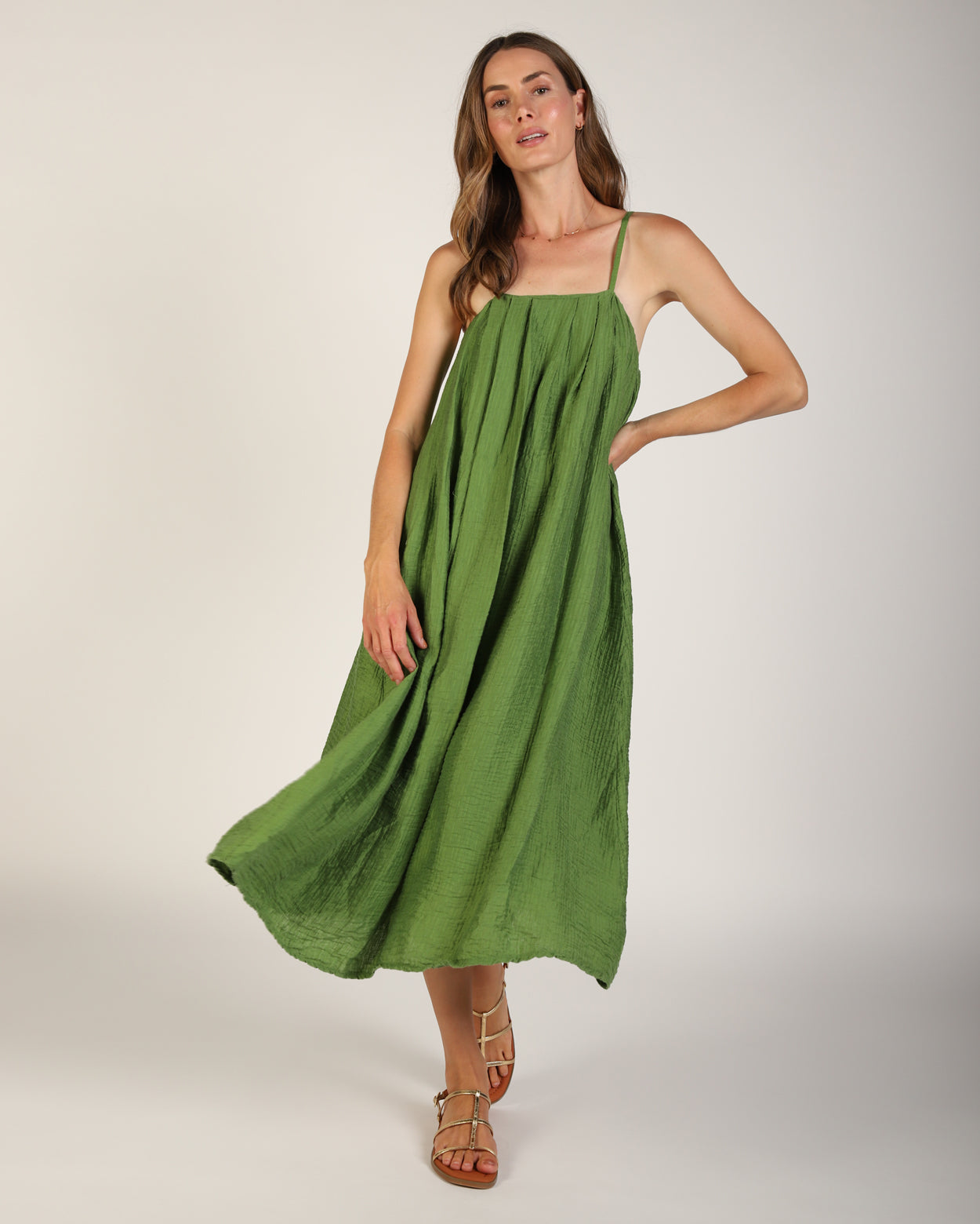 84841_gwendress_picnic_grn_3_1764639093