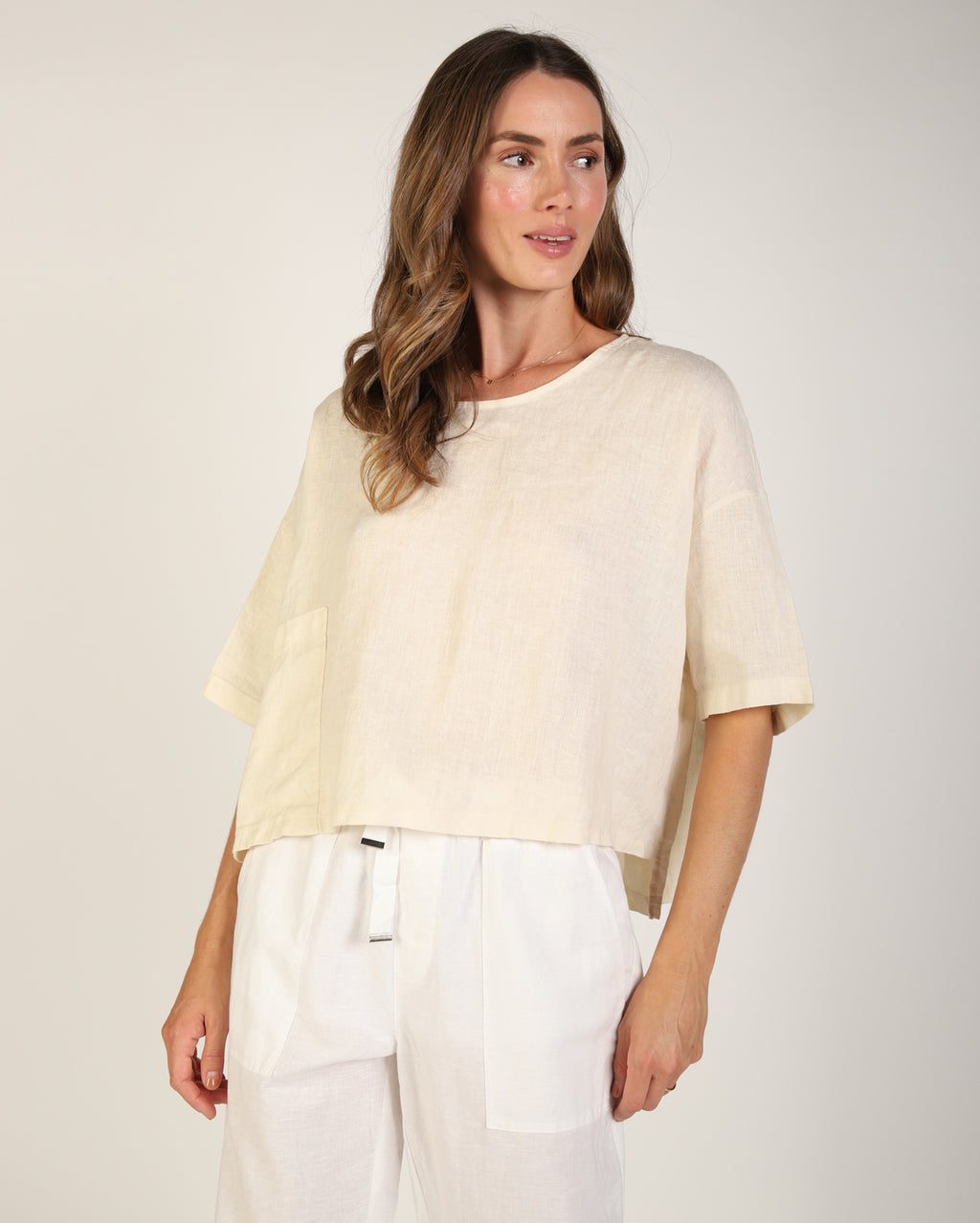 8653-s25_ellisonlinentop_picnic_but_2_1764638655