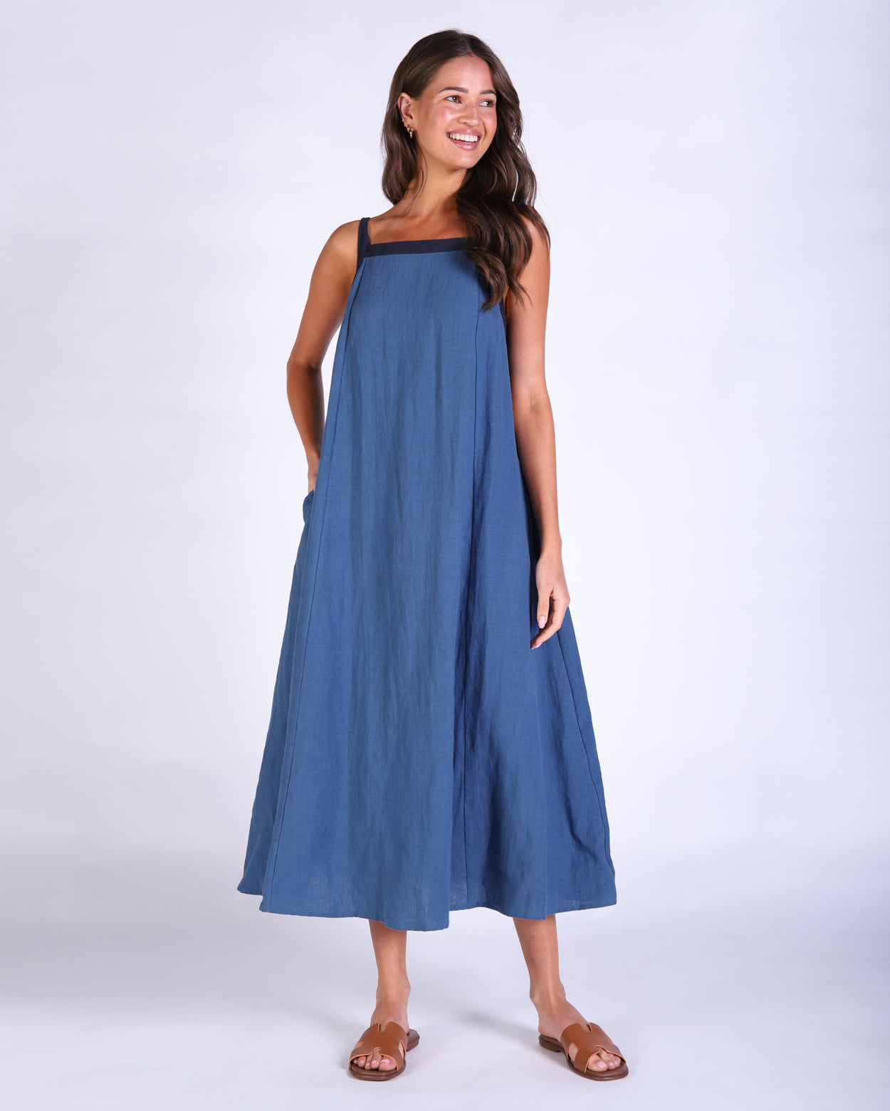 BZ765_conniedress_picnic_blu_7_1764639155