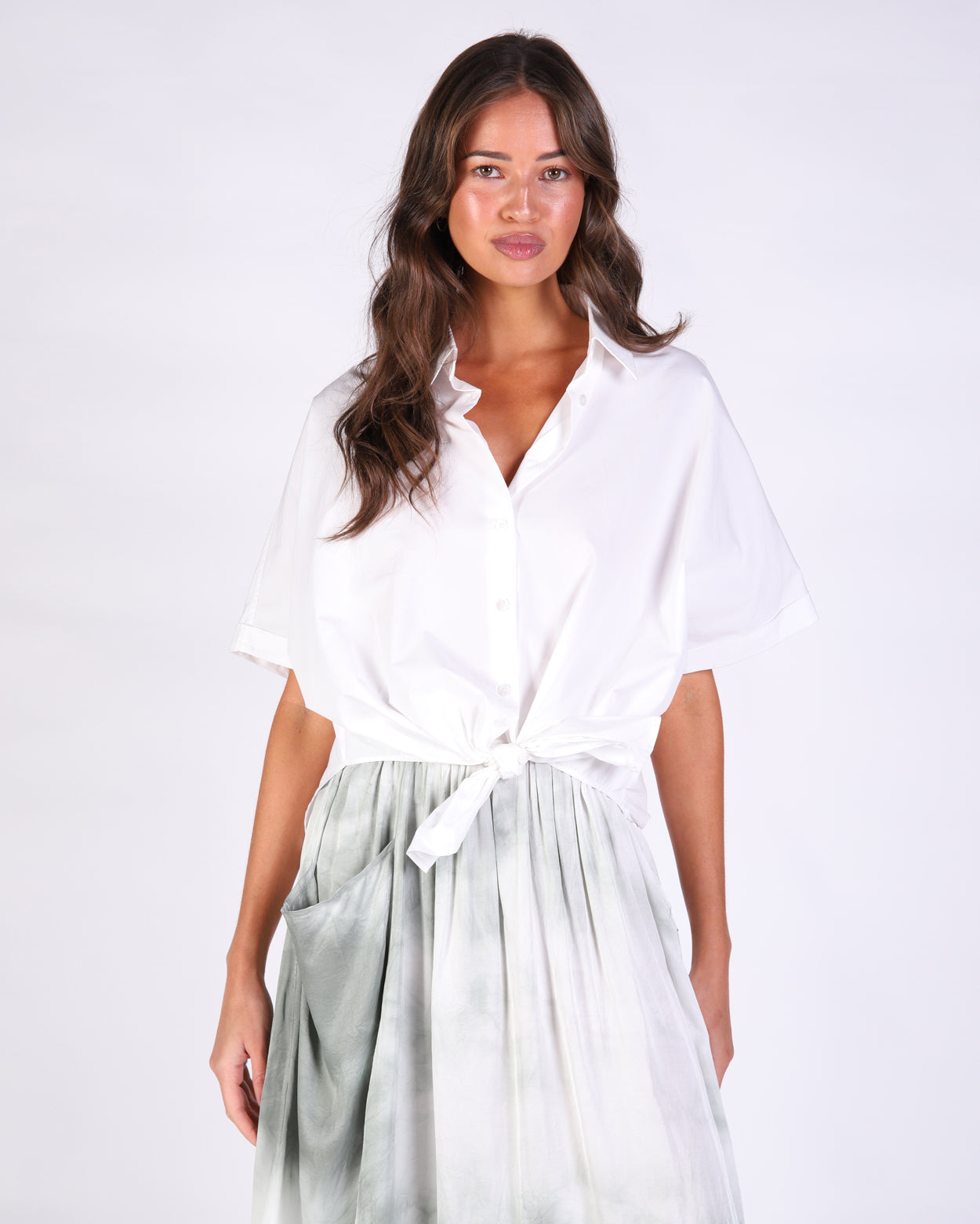 ME1547_emilyshirt_picnic_whi_5_1764638931