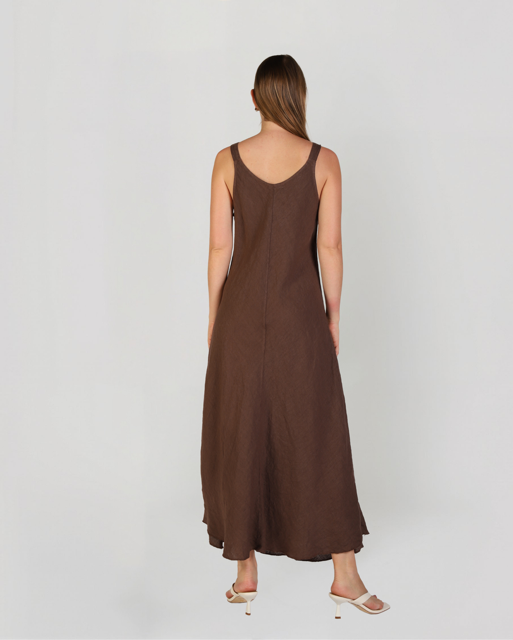 ax2219s_aubreelinendress_picnic_brn_3_1764639166