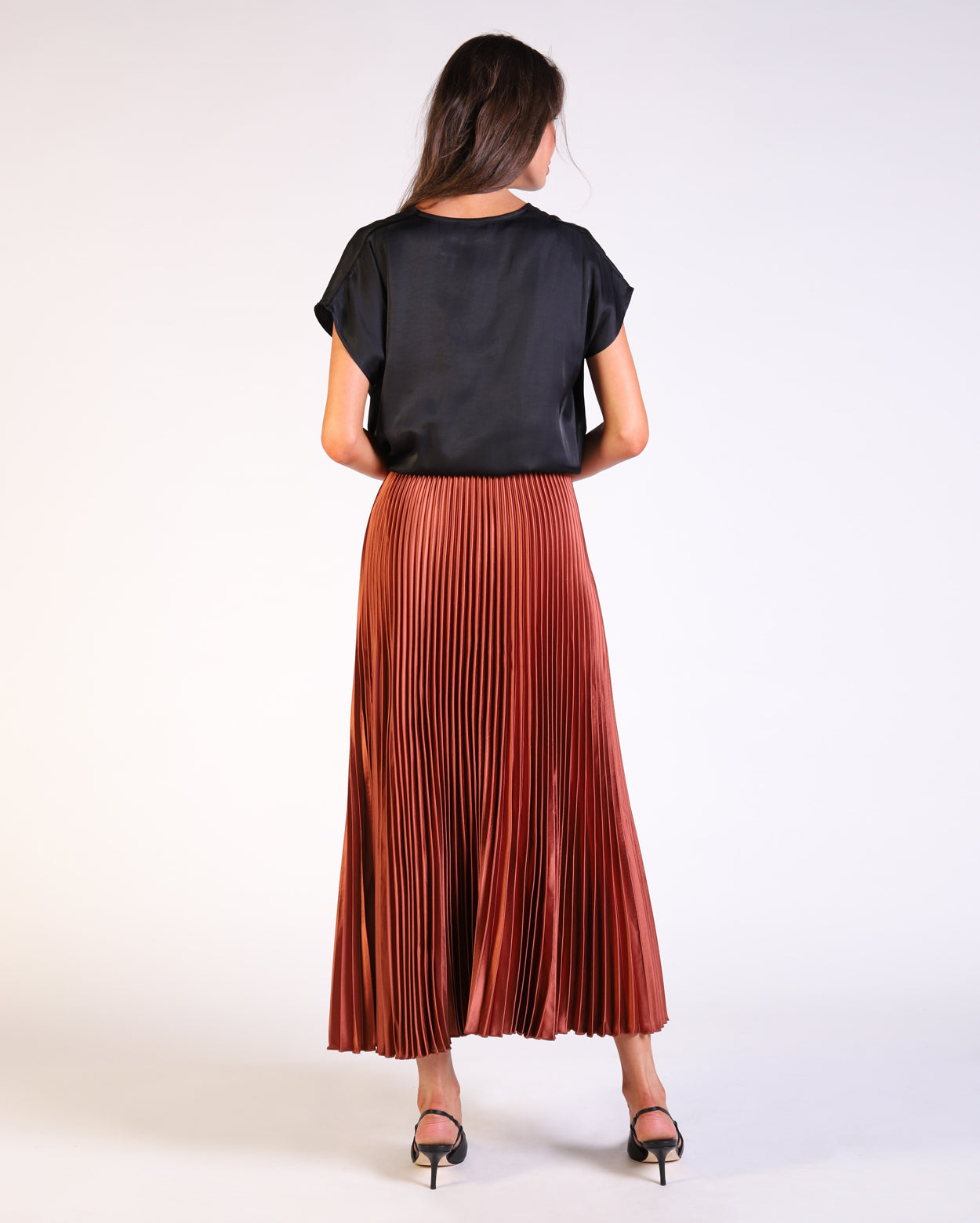 bt25067-1_charlieskirt_picnic_cop_5_1764645075