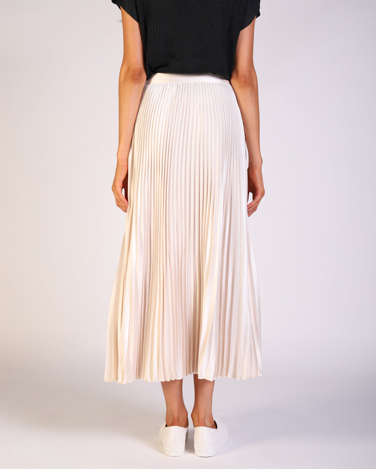 bt25067-1_charlieskirt_picnic_oys_4_1764644996