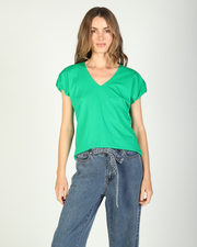 Charlotte Tee