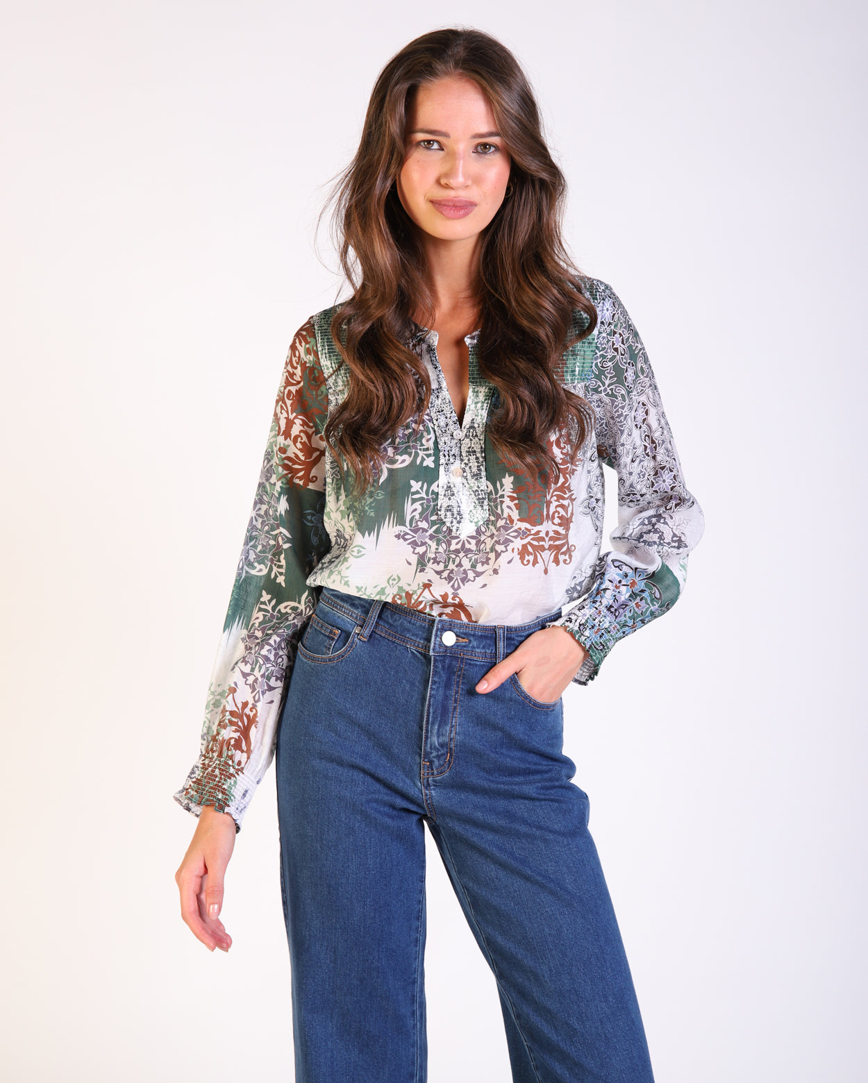 bz478-p12_printedsonyatop_picnic_grnpai_2_1764643941