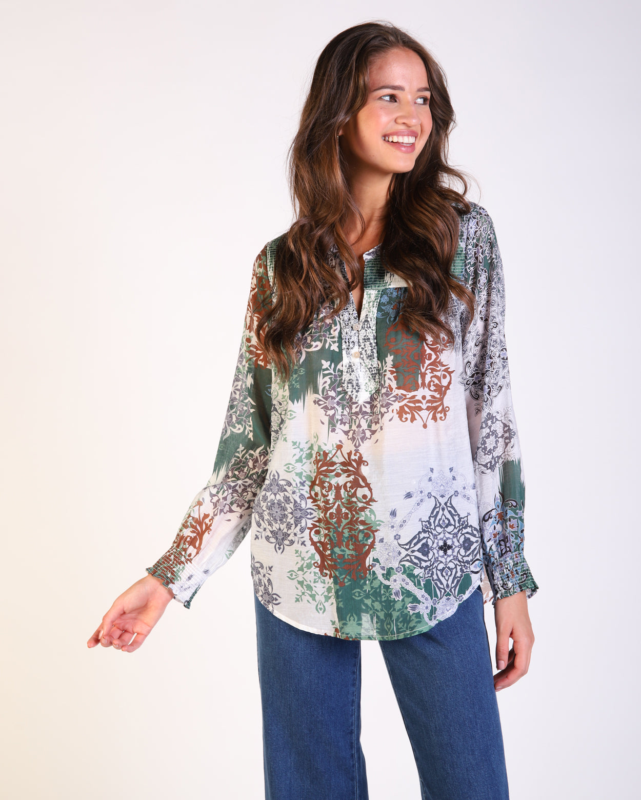 bz478-p12_printedsonyatop_picnic_grnpai_3_1764643940