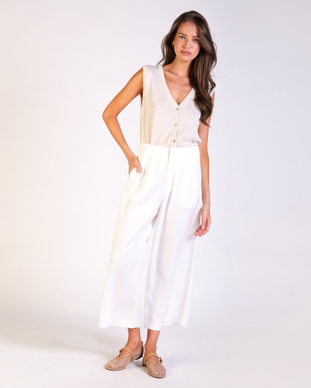 bz590-w25_courtneyculotte_picnic_van_3_1764647015