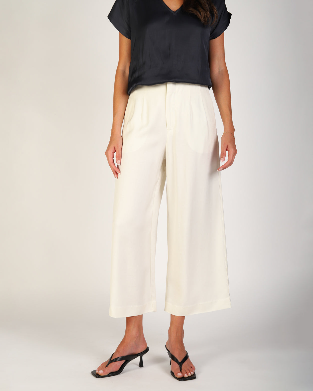 Courtney Culotte - Vanilla