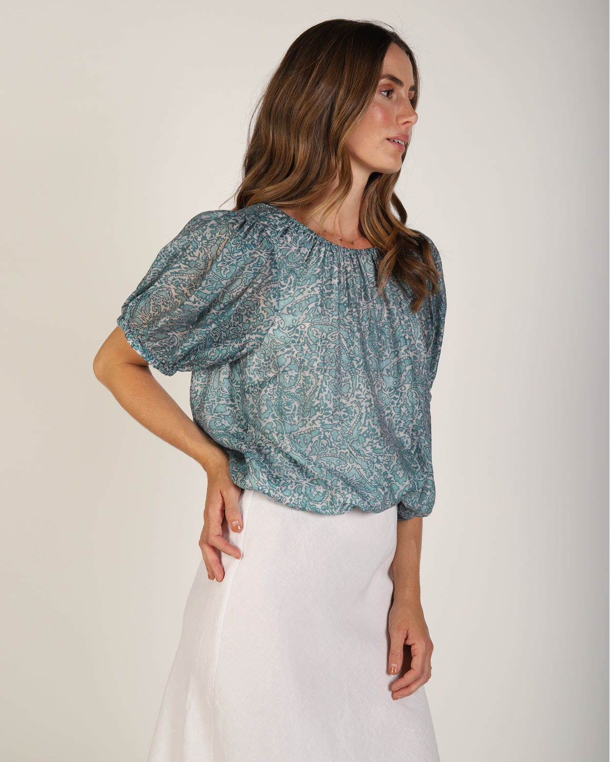 bz668-p9_anroniatop_picnic_tea_4_1764638112