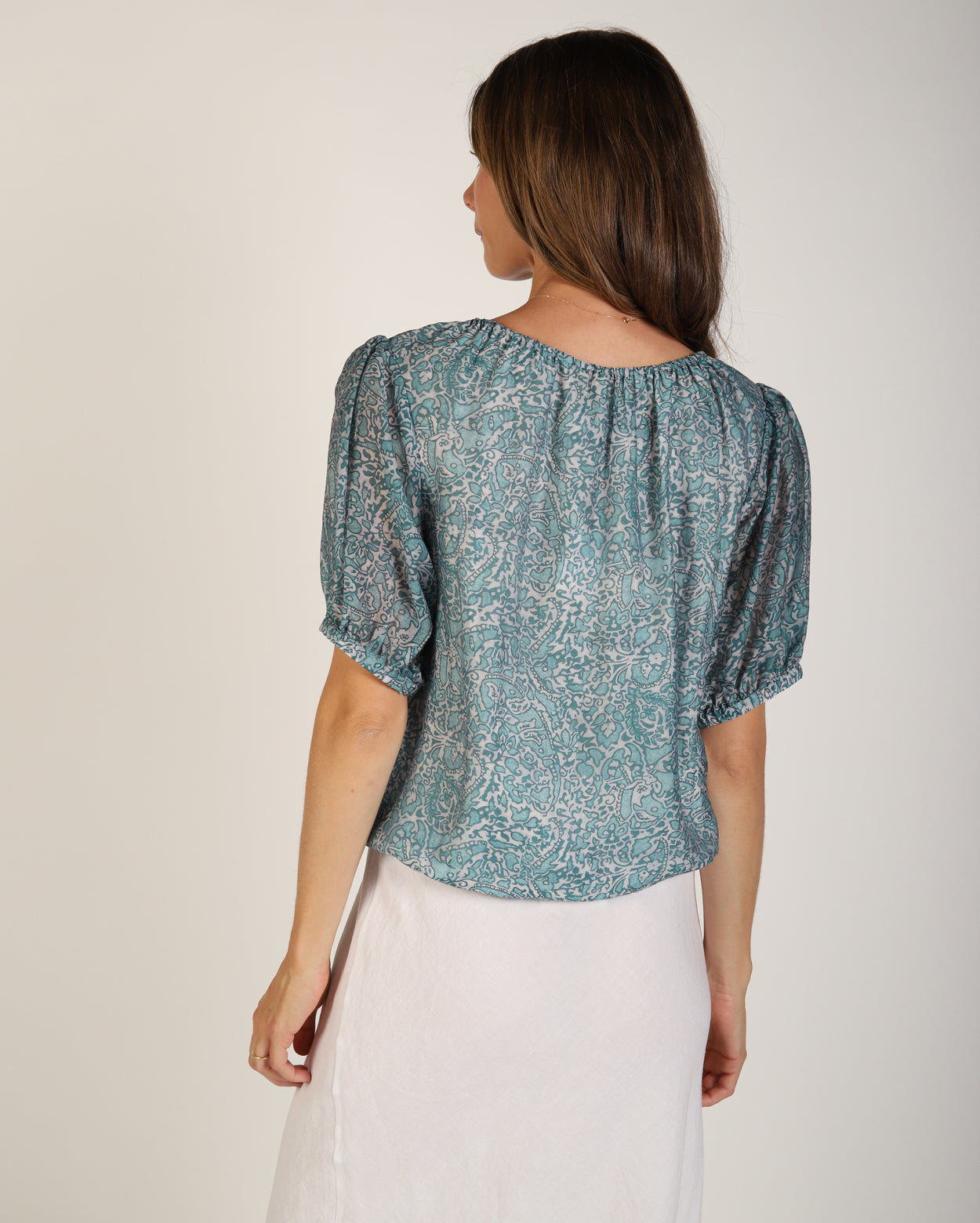 bz668-p9_anroniatop_picnic_tea_5_1764638112