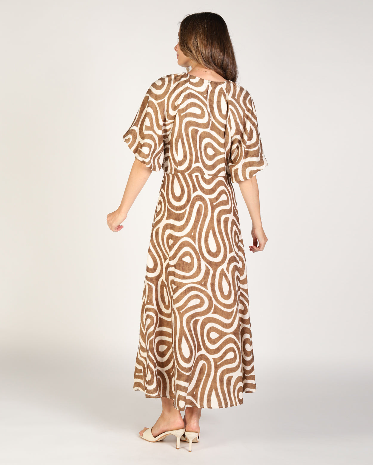 bz678-P2_maciedress_picnic_brn_5_1764639118