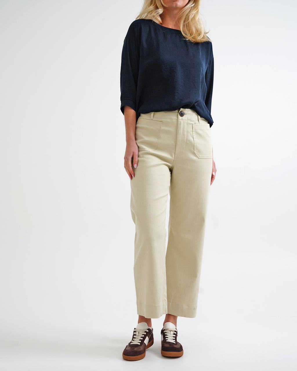 bz703-w25_ashleighculottepant_picnic_snd_2_1764647053