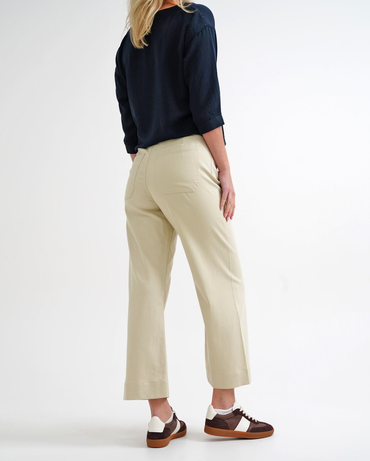 bz703-w25_ashleighculottepant_picnic_snd_5_1764647028