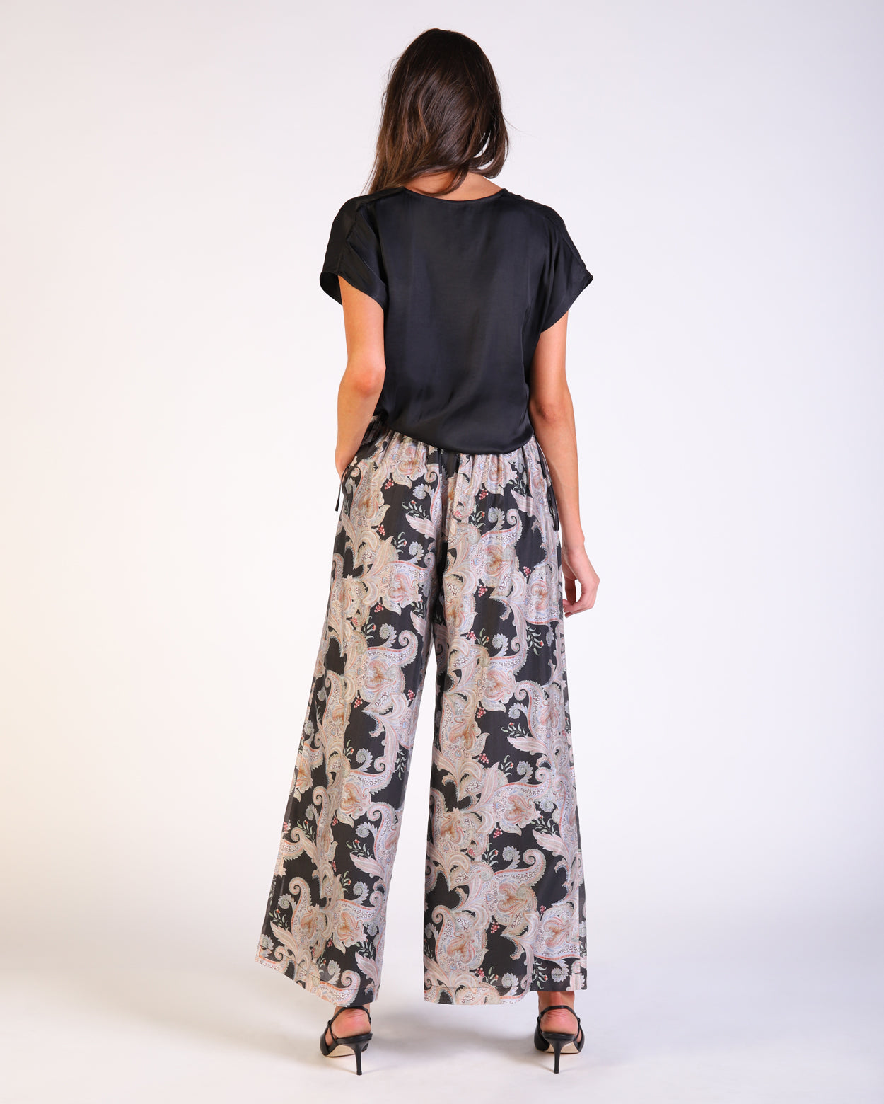 bz728-p1_sophiepant_picnic_pai_4_1764646962