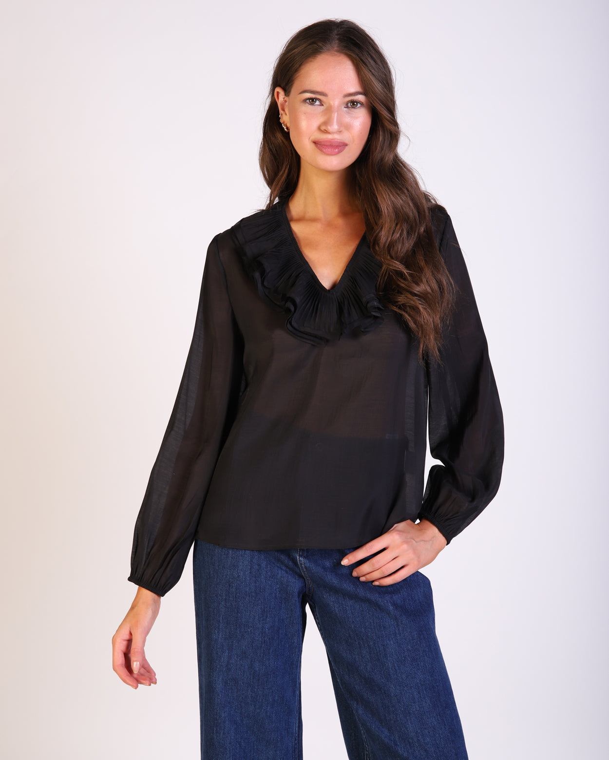 bz732_andreatop_picnic_blk_1_1764644455