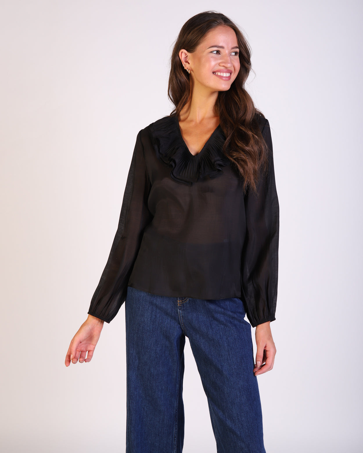 bz732_andreatop_picnic_blk_2_1764644452