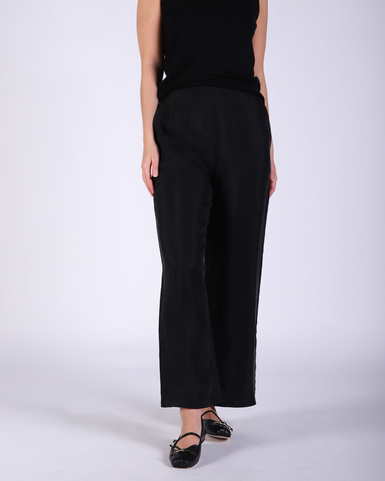 bz738_laukapant_picnic_blk_2_1764646965