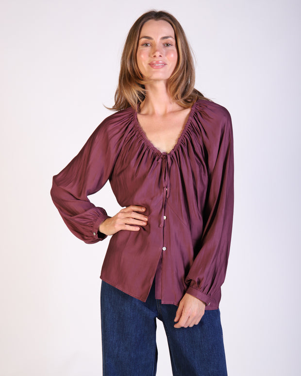 Kerri Top