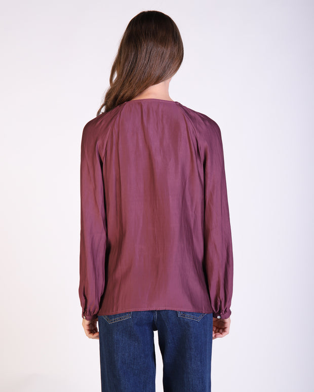 Kerri Top