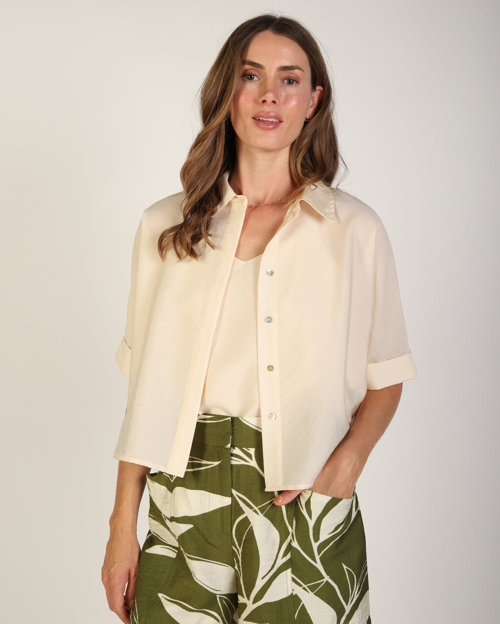 bz774_jackieshirt_picnic_ivo_2_1764638911