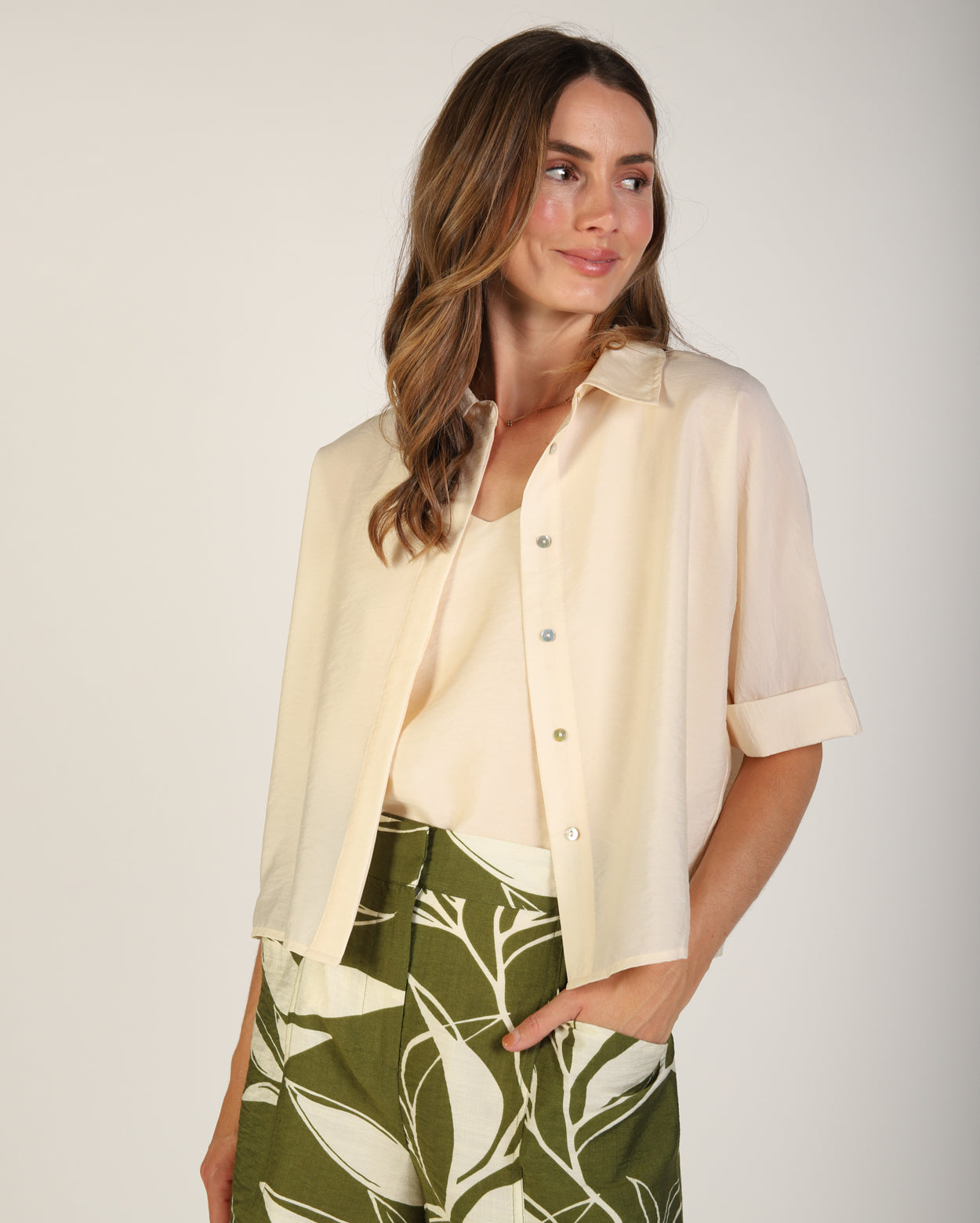 bz774_jackieshirt_picnic_ivo_3_1764638913