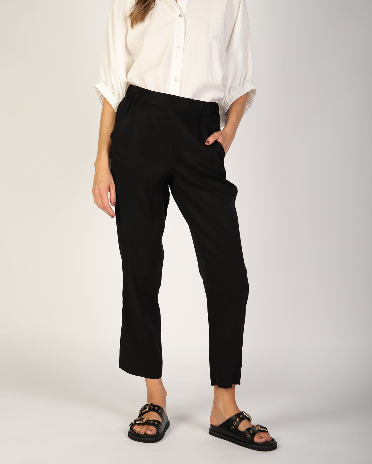 Delta Pant  - Black