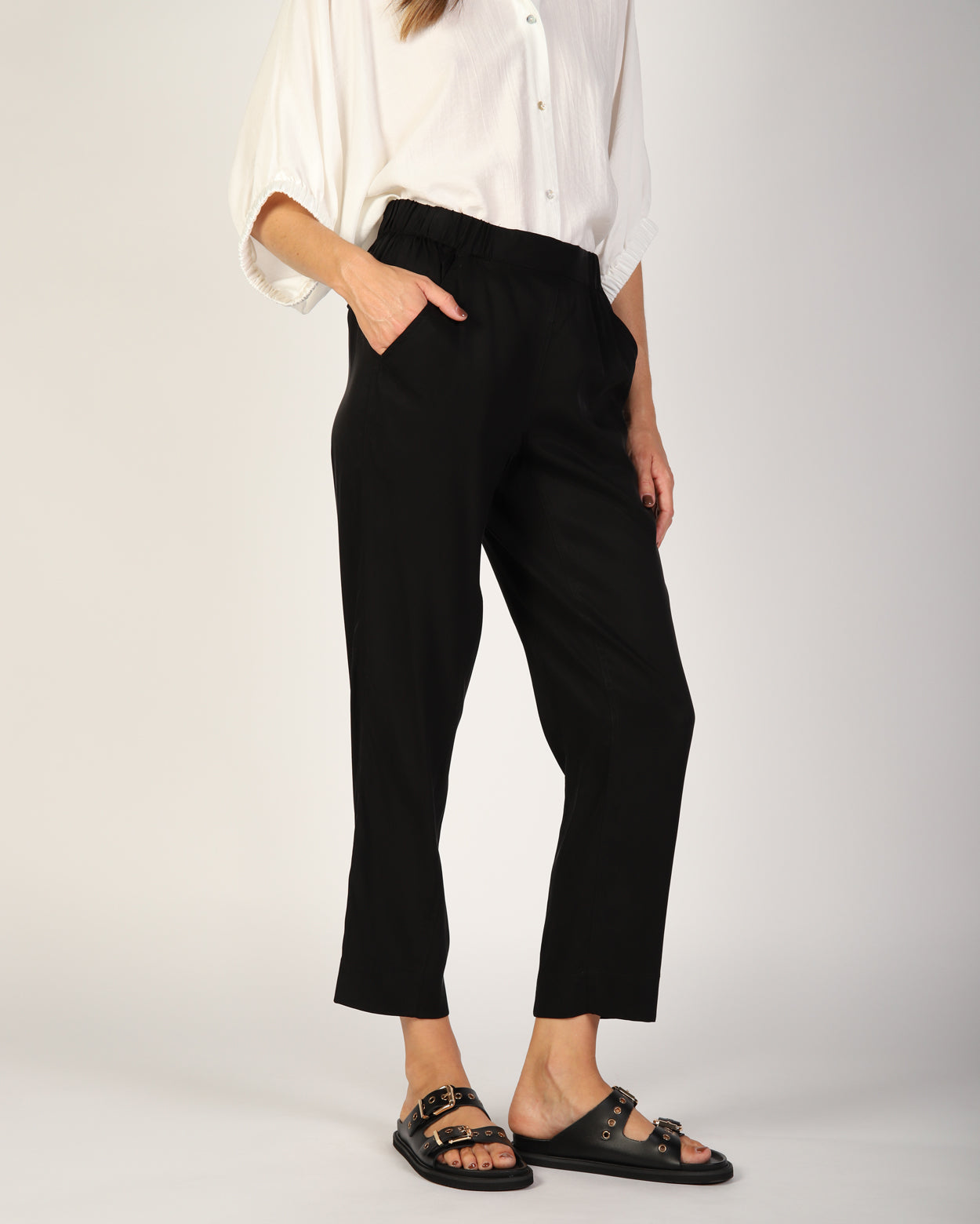 Delta Pant  - Black