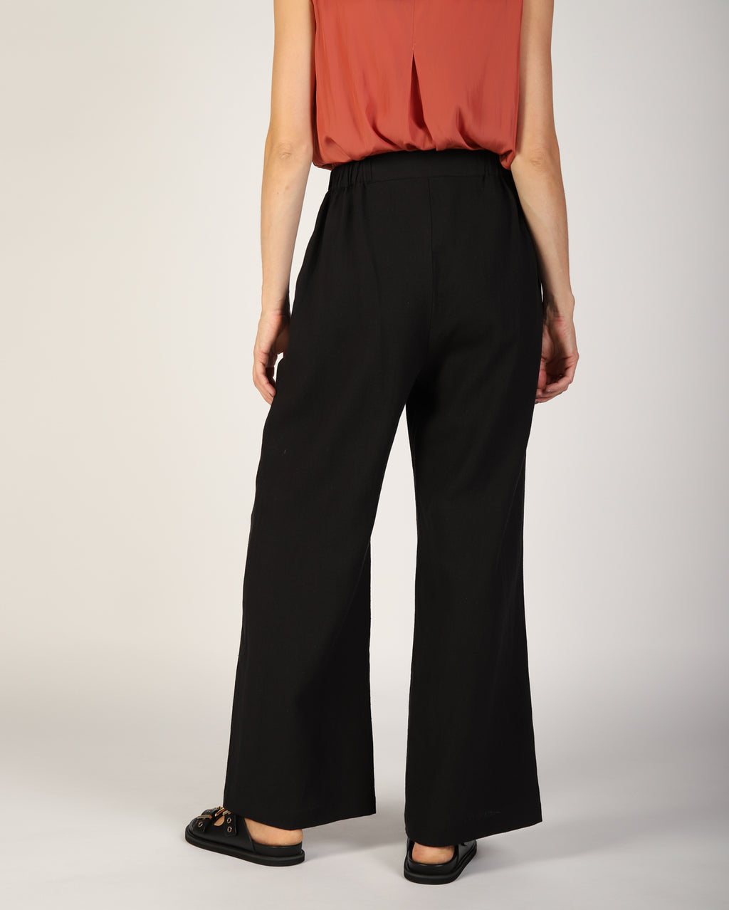 Laura Pant  - Black