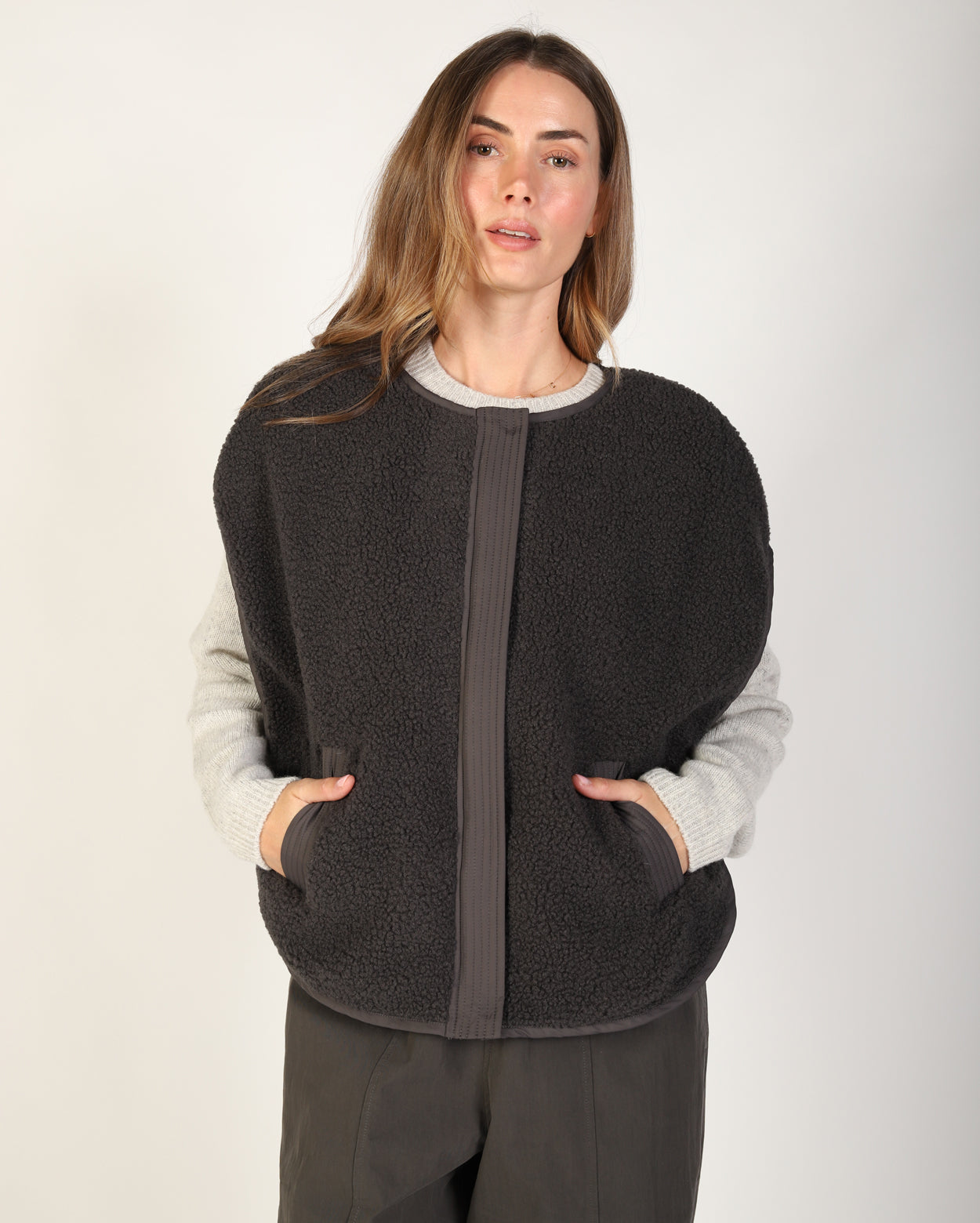 Paulina Vest - Charcoal