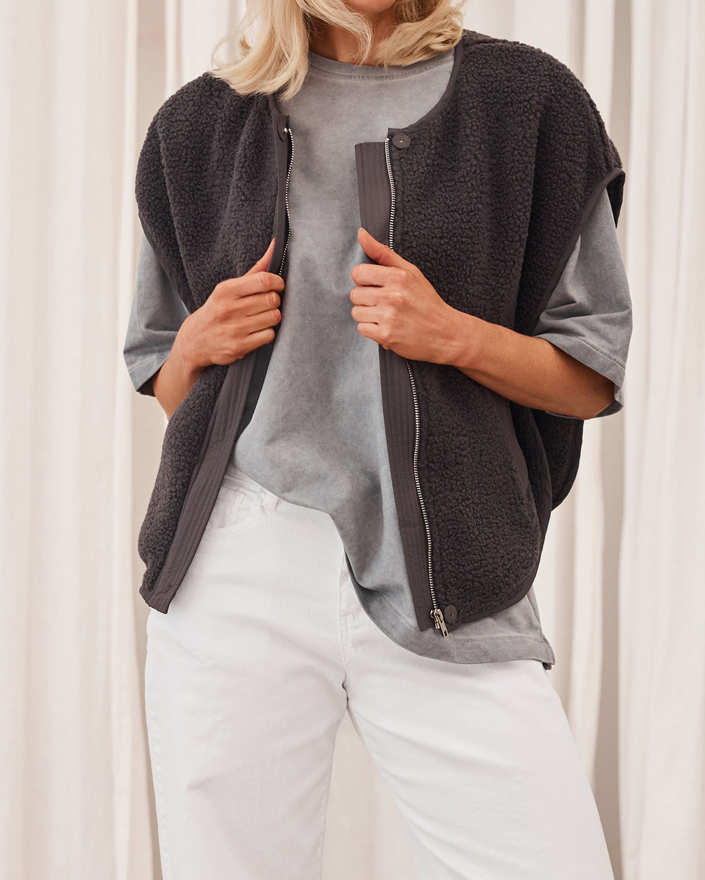 Paulina Vest - Charcoal